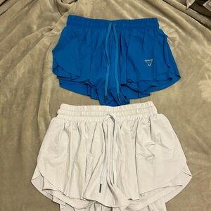 two pairs of flowy athletic shorts! 💙🤍